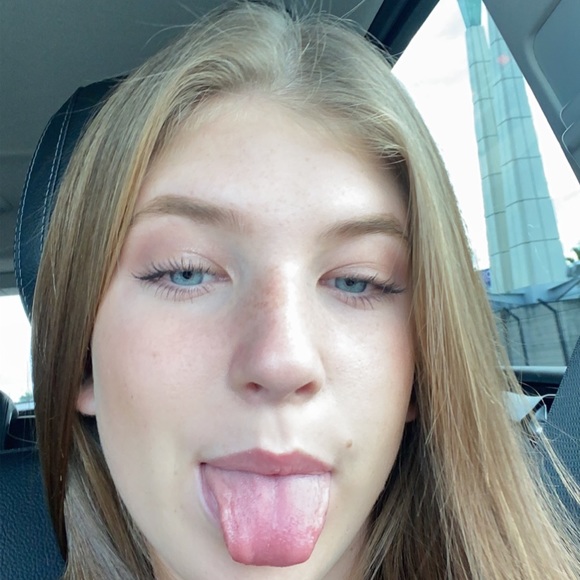 camrynhall3